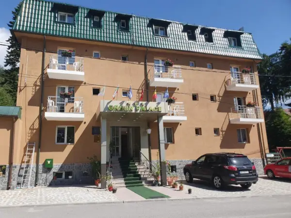 Hotel Green Palace Main image