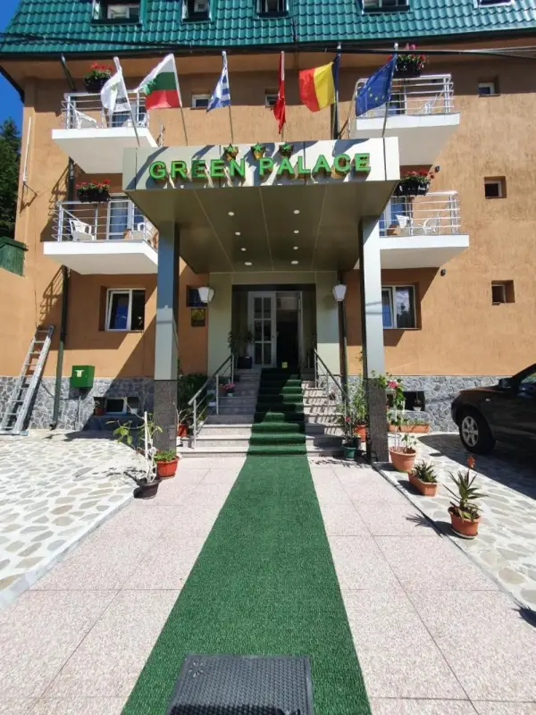 Hotel Green Palace 6